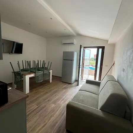 Casa Vacanza Mivi Апартаменты *